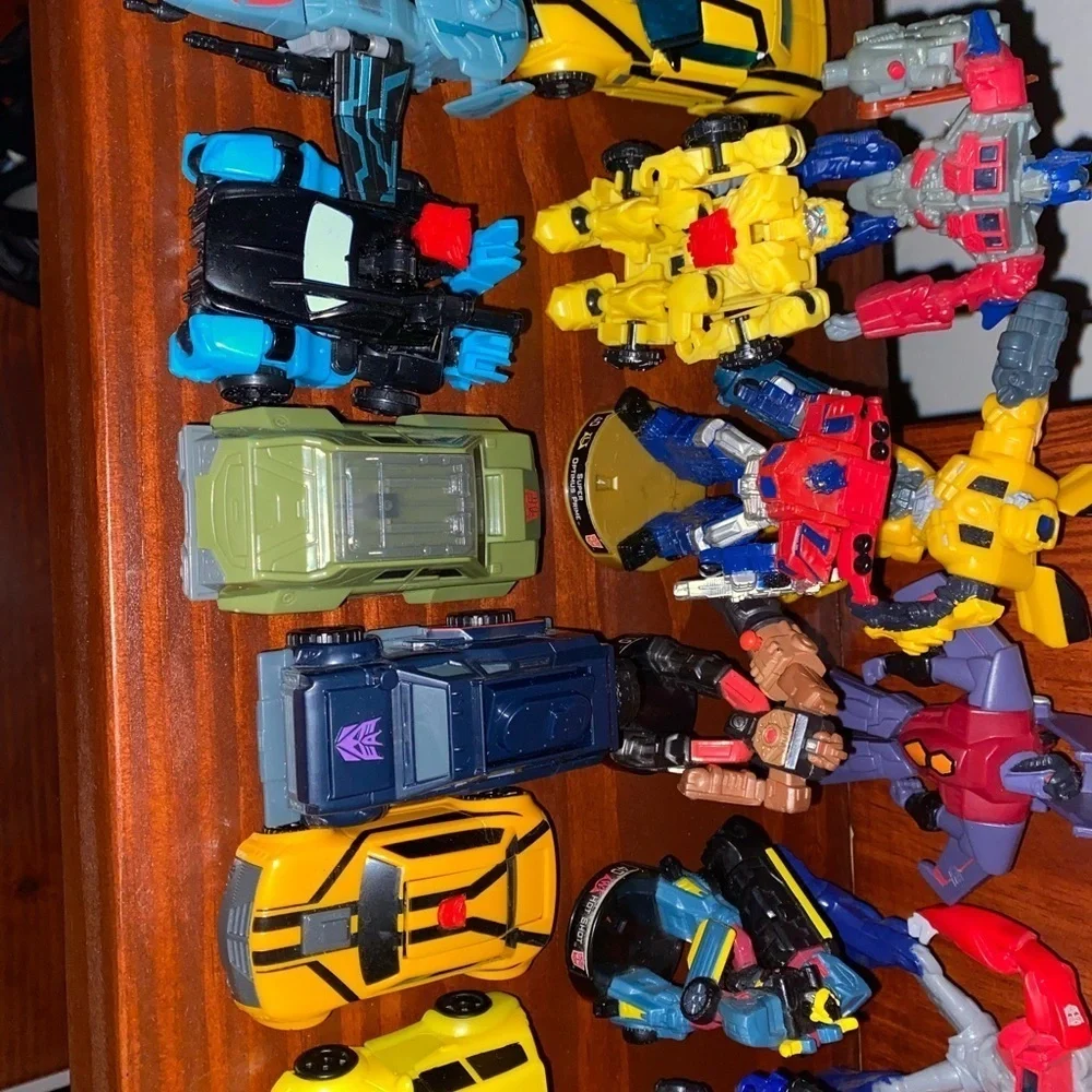 Vintage First Edition Bumblebee + 21 Lot Of Mini/Small Transformer Hasbro Toys